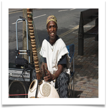 Manchester Musician 08 2703 - Howard and Suzanne Gregory